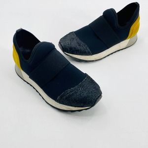 M. Gemi Colorblock Neoprene Slip on Sneakers Size 37 Black Gold Textured Toe